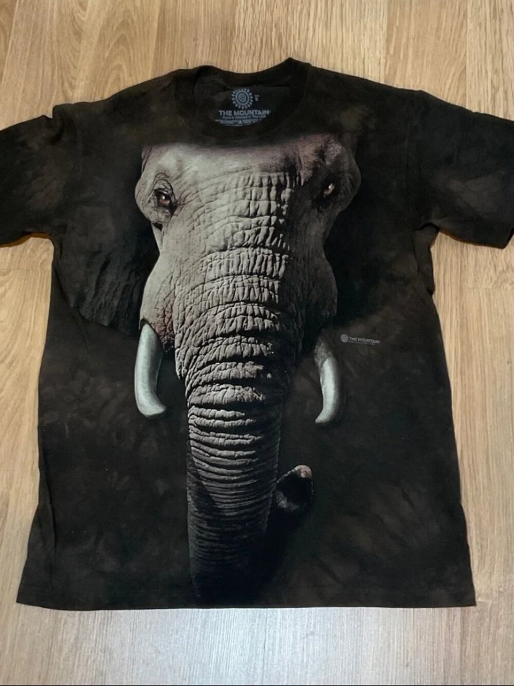 Unisex The Mountain Elephant Graphic T Shirt Black Short Sleeve Animal Sz Small